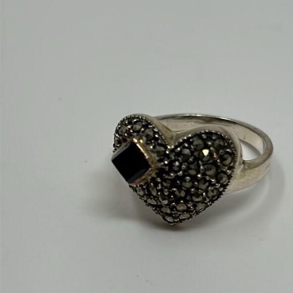 Vintage Rare 925 Women's Pave Heart Ring with Black Stone Size 7 - Picture 7 of 9